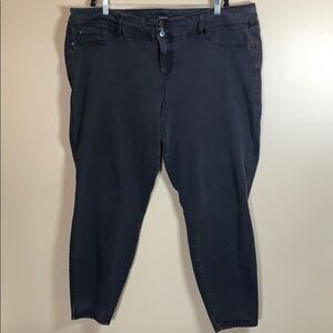 Torrid Black Skinny Jeans 26T